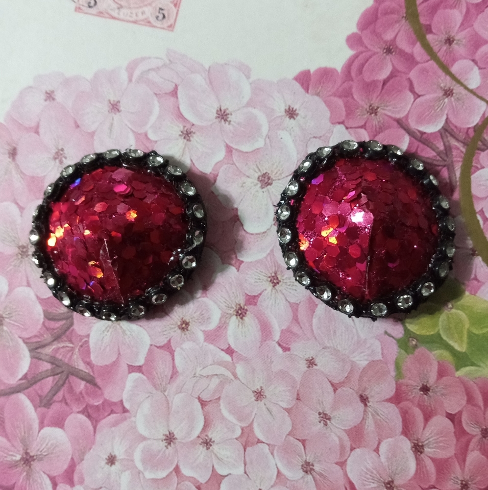 Exotic nipple pasties
